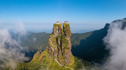 梵净山，中国西南部 (© zhuxiaophotography/Shutterstock)